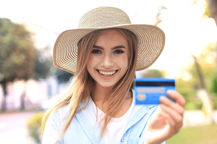 This image shows a Best Credit Cards for International Travel: Maximize Rewards and Minimize Fees